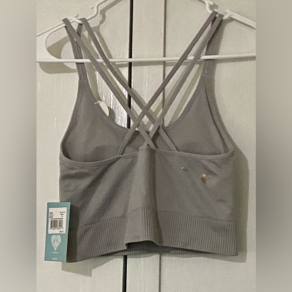 Ladies Sports Bra tone it up - Picture 2 of 6